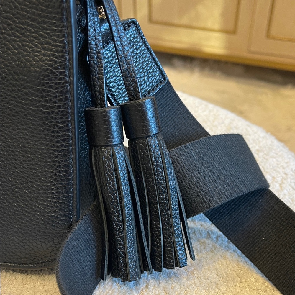 NWT Tory Burch Black Pebbled Leather Crossbody Bag - Picture 3 of 8